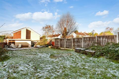 3 bedroom semi-detached house for sale, Manse Way, Swanley, Kent