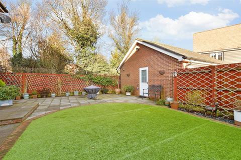 4 bedroom detached house for sale, Worthing Road, Southwater, Horsham, West Sussex