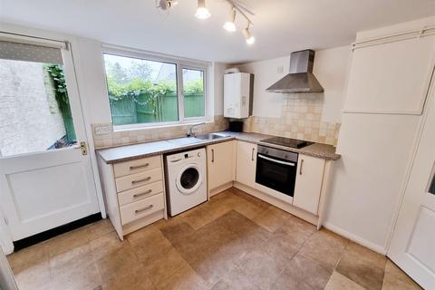 2 bedroom cottage to rent, Wood Street, Northants NN10