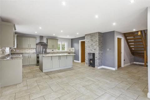 3 bedroom detached house to rent, Caddington Common, Markyate, St. Albans, Hertfordshire, AL3