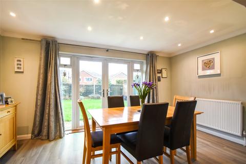 4 bedroom detached house for sale, Oak Hanger Close, Hook RG27