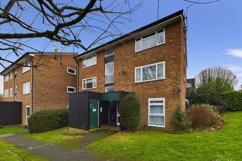79 Middlefields, Croydon, CR0 9LG