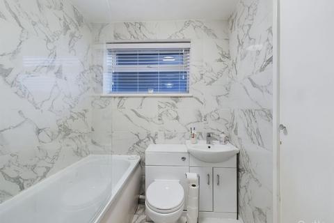 79 Middlefields, Croydon, CR0 9LG