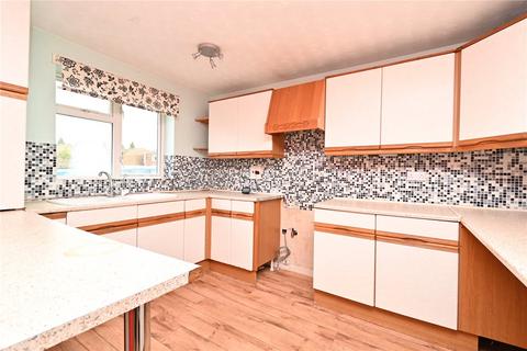 3 bedroom end of terrace house for sale, Falkland Road, Basingstoke, Hampshire, RG24