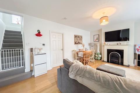 1 Beech Grove, Oakdale, Blackwood, NP12 0JL
