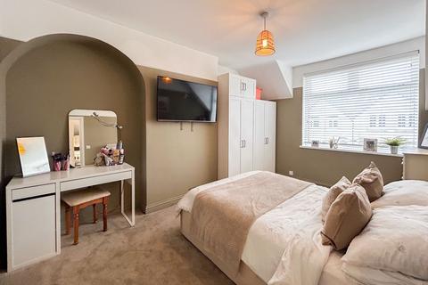 1 Beech Grove, Oakdale, Blackwood, NP12 0JL
