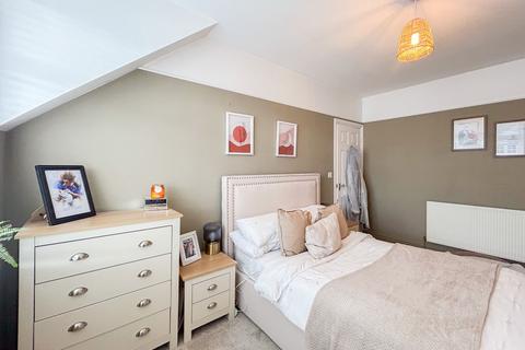 1 Beech Grove, Oakdale, Blackwood, NP12 0JL