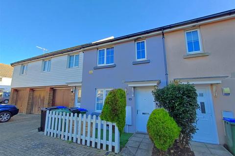 3 bedroom terraced house for sale, Roundhouse Crescent, Peacehaven