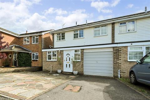 4 bedroom semi-detached house for sale, Cherry Avenue, Yapton