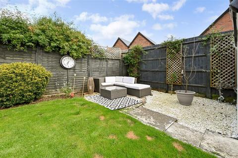 4 bedroom semi-detached house for sale, Cherry Avenue, Yapton