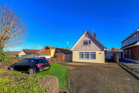 3 bedroom detached house for sale, Summerhill, Althorne