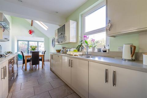 4 bedroom house for sale, Llwyn-Y-Grant Place, Cardiff CF23