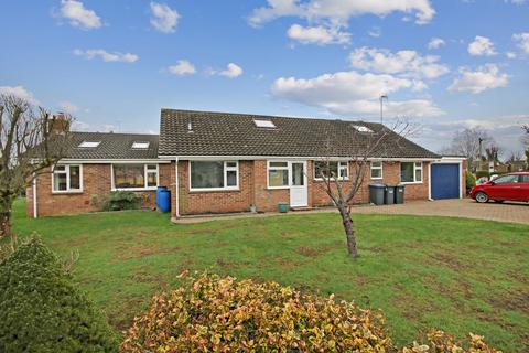 5 bedroom detached bungalow for sale, Woodlands Close, Crawley Down, RH10