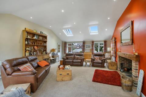 5 bedroom detached bungalow for sale, Woodlands Close, Crawley Down, RH10