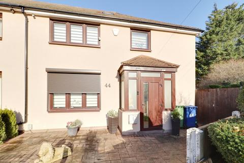 44 Barle Gardens, South Ockendon, RM15 5QP