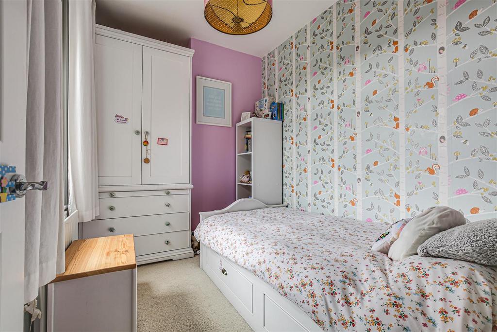 17 Bedroom 3.jpg