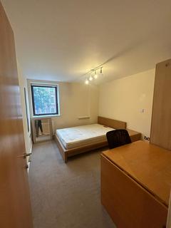 1 bedroom in a house share to rent, Marylebone, London NW8