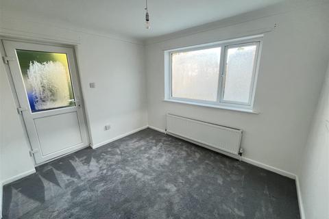 1 Hall Road, Rolleston On Dove, Burton-on-trent, DE13 9BX