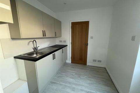 1 Hall Road, Rolleston On Dove, Burton-on-trent, DE13 9BX