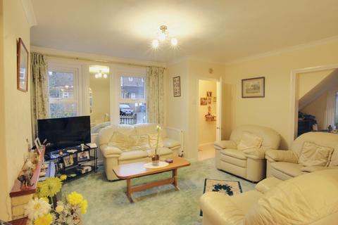 2 bedroom semi-detached house for sale, Woodlands Road, Haywards Heath, RH16