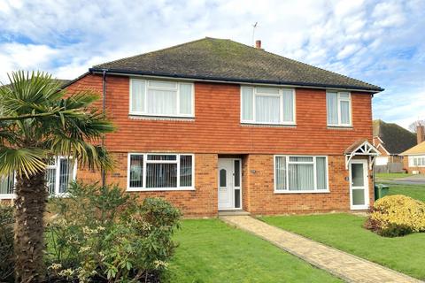 2 bedroom flat for sale, Cowdray Close, Little Common, Bexhill-on-Sea, TN39