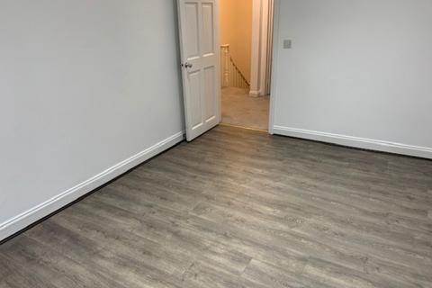 1 bedroom flat to rent, Thornton Heath CR7