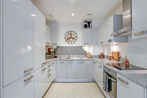 2 bedroom apartment for sale, Quarter House, London SW18