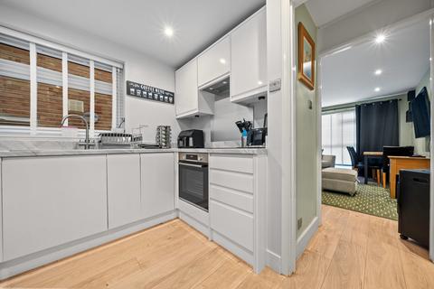 Flat 3, 25 Brambledown Road, Wallington, SM6 0TH