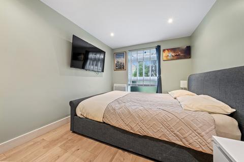 Flat 3, 25 Brambledown Road, Wallington, SM6 0TH