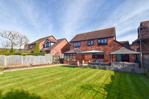 4 bedroom detached house for sale, Sambrook Crescent, Market Drayton