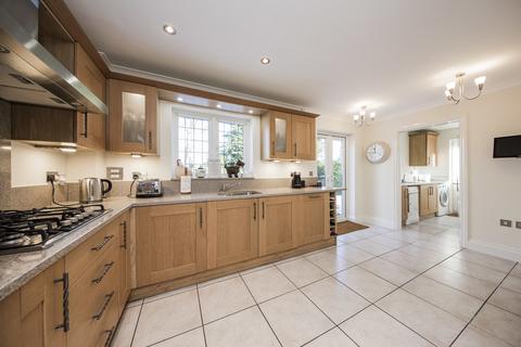 4 bedroom detached house for sale, Sheepsetting Lane, Cross In Hand, Heathfield