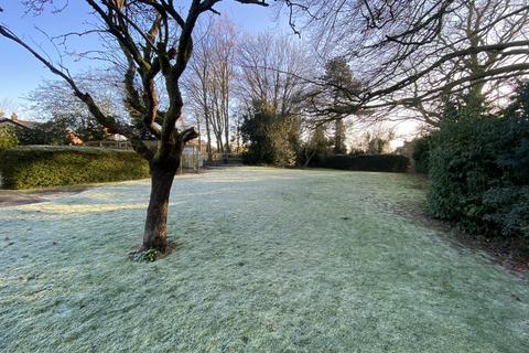 4 bedroom detached bungalow to rent, Wkye Lane, Farndon