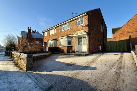 Semi detached house to rent, Orchard Road, Kirkby-In-Ashfield NG17