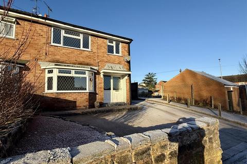 Semi detached house to rent, Orchard Road, Kirkby-In-Ashfield NG17