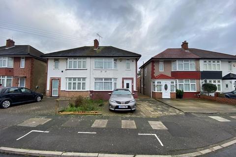 3 bedroom semi-detached house for sale, West Road, Feltham