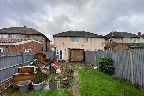 3 bedroom semi-detached house for sale, West Road, Feltham