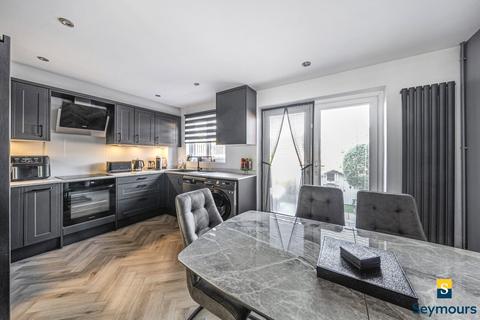 3 bedroom end of terrace house for sale, Speedwell Close, Guildford GU4