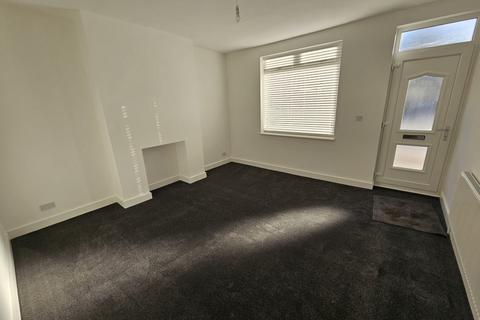 3 bedroom house to rent, Barnsley Road, Cudworth