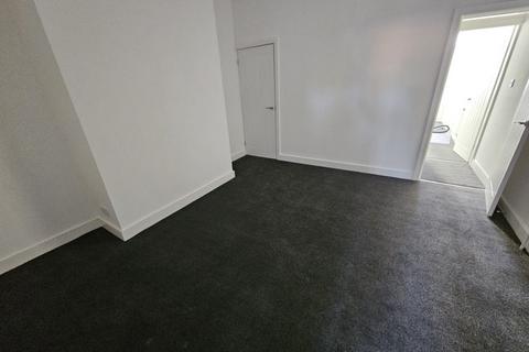 3 bedroom house to rent, Barnsley Road, Cudworth