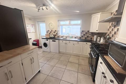 4 bedroom semi-detached house for sale, Southways, Fareham PO14