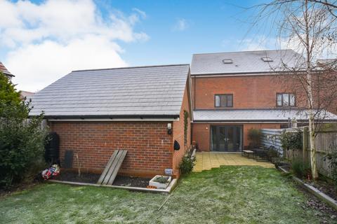 4 bedroom semi-detached house for sale, Ben Cobey Avenue, Maldon, Essex, CM9