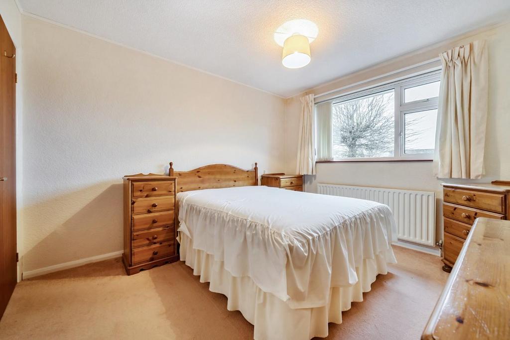 MASTER BEDROOM.jpg