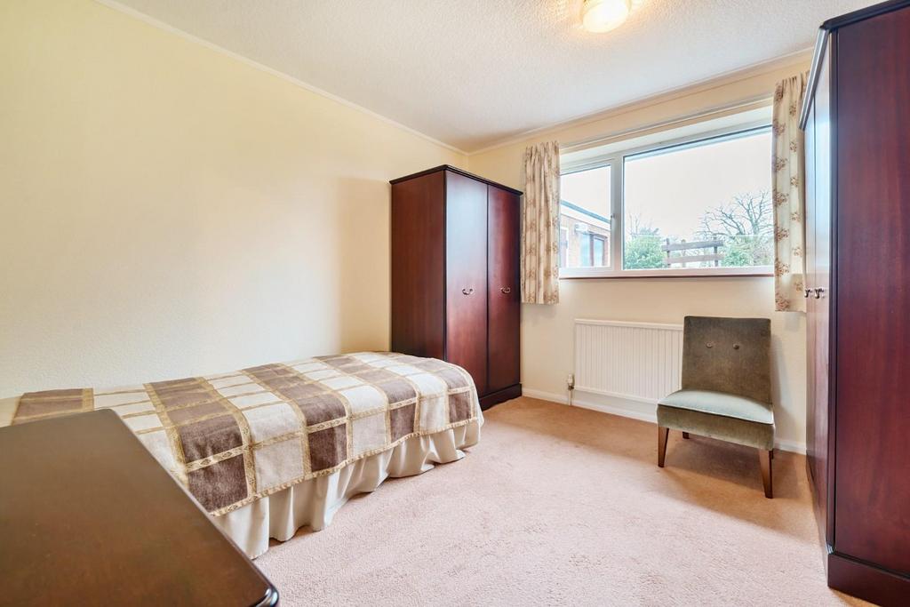 SECOND DOUBLE BEDROOM.jpg