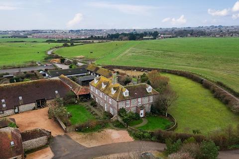 7 bedroom equestrian property for sale, Peacehaven, East Sussex