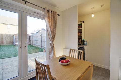 2 bedroom end of terrace house for sale, Glanville Crescent, St Neots PE19