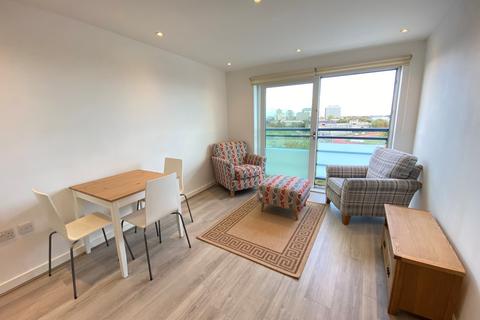 1 bedroom apartment to rent, The Crescent, Gunwharf Quays