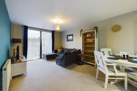 1 bedroom flat for sale, Leaden Hill, Coulsdon CR5