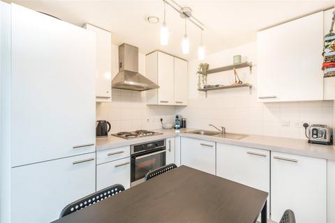 1 bedroom apartment to rent, London SW11