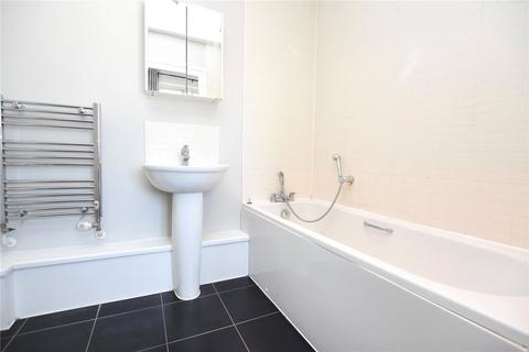 2 bedroom apartment to rent, William Court, 36 Chalfont Road, London, SE25