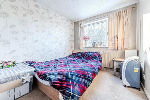 3 bedroom semi-detached house for sale, South View Crescent, Yeadon, Leeds, West Yorkshire